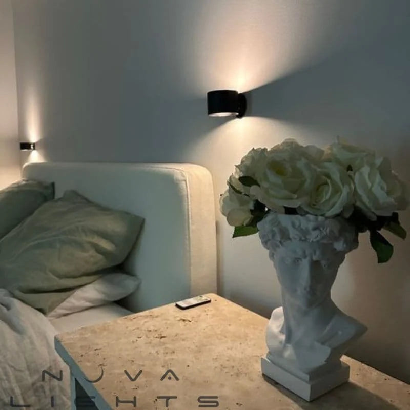 Saker LED Rechargeable Wall Light